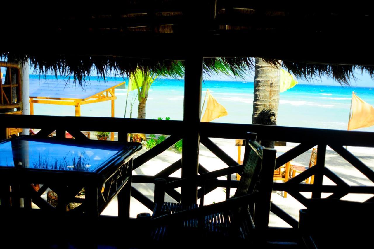 The Coral Blue Oriental Beach Villas And Suites Santa Fe  Exteriör bild
